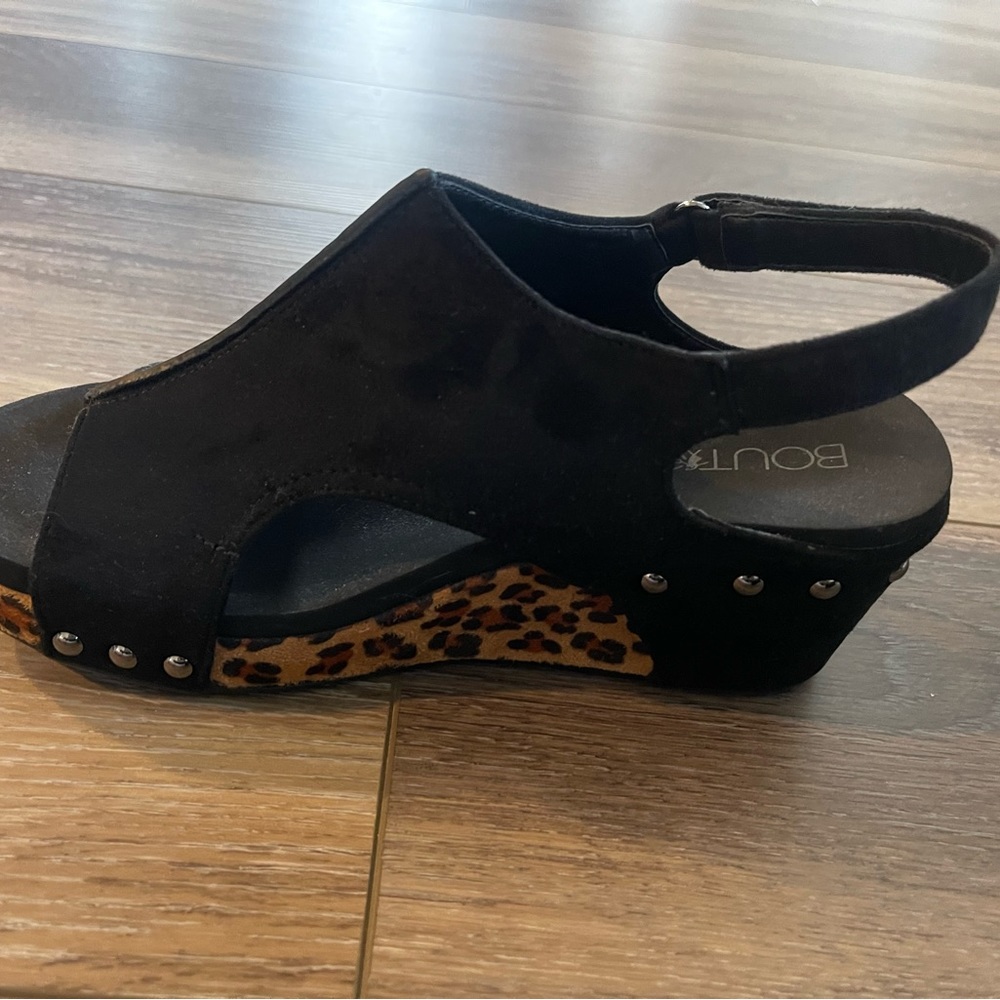 Cornet’s Boutique Wedges